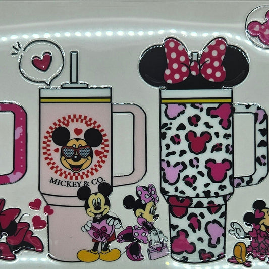 Minnie & Mickey Love